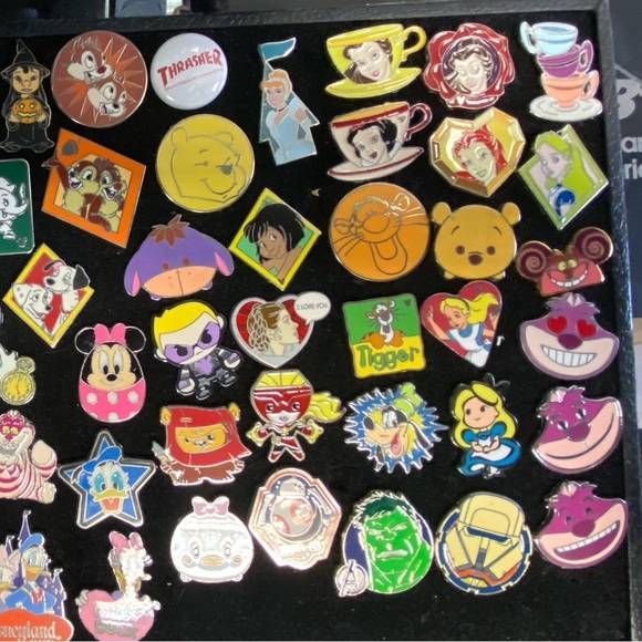 Disney pins - Picture 6 of 7